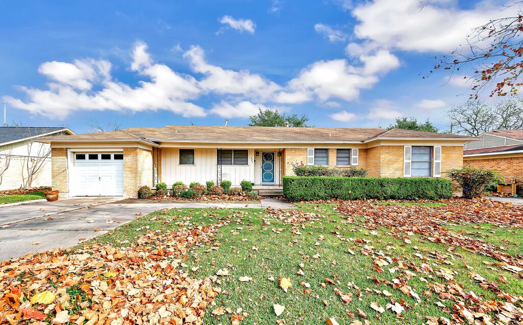 925 Longfellow Street Waco TX 76710