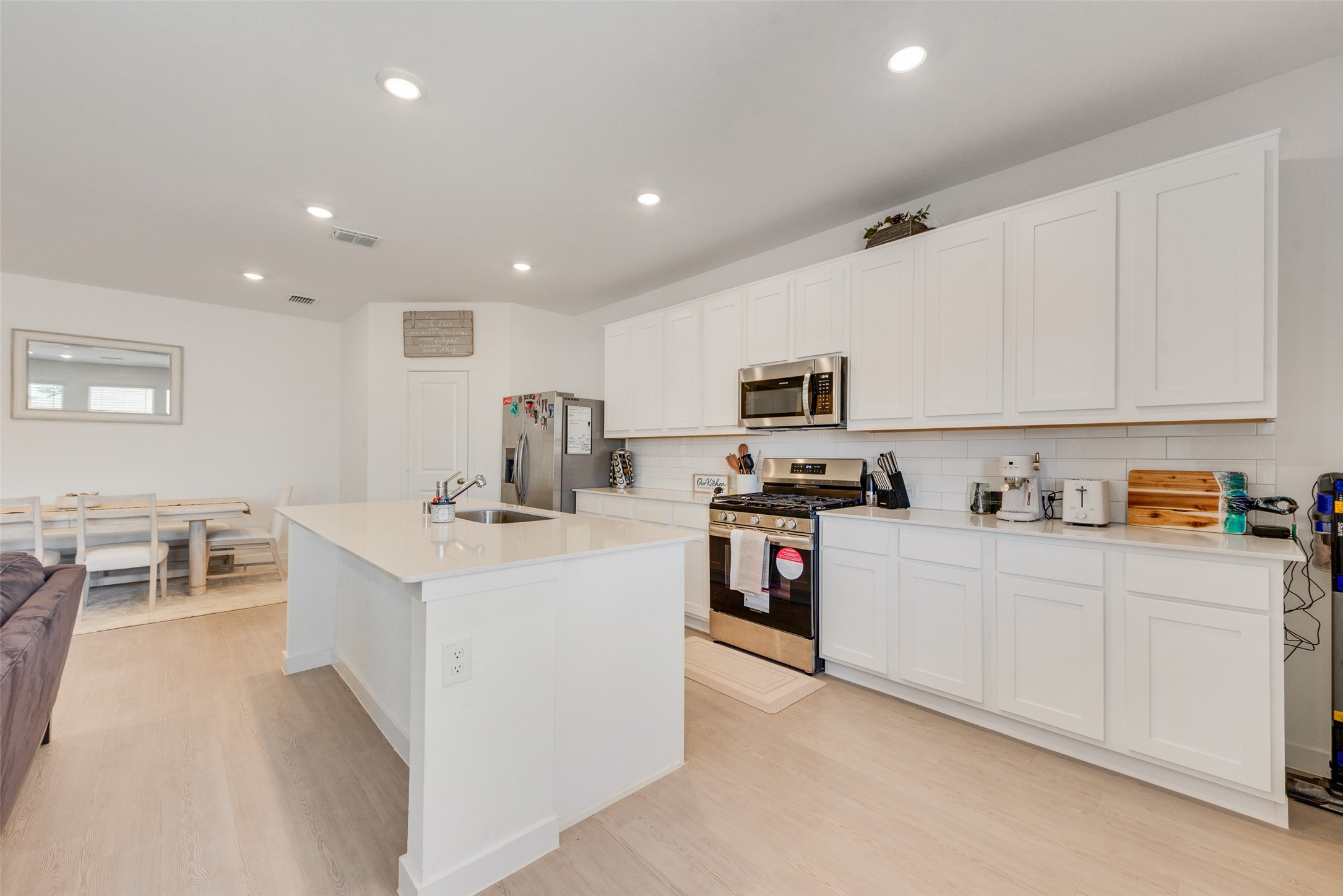 343 Sedalia Trail Justin TX 76247