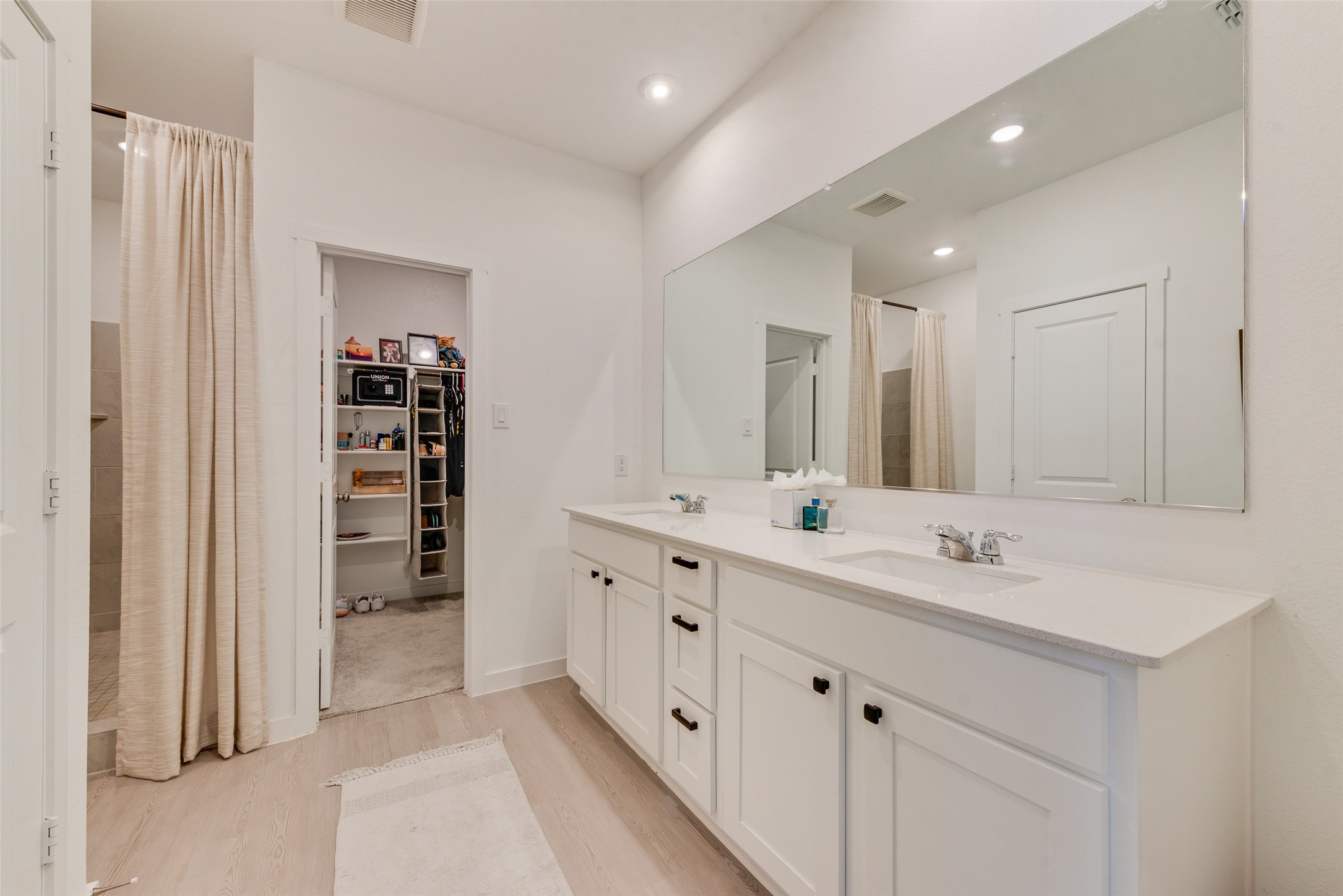 343 Sedalia Trail Justin TX 76247
