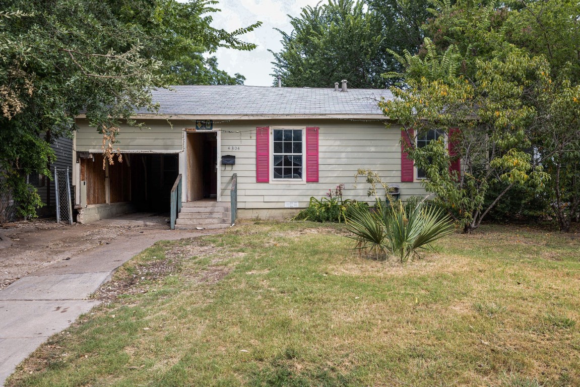 4304 Lisbon Street Fort Worth TX 76107