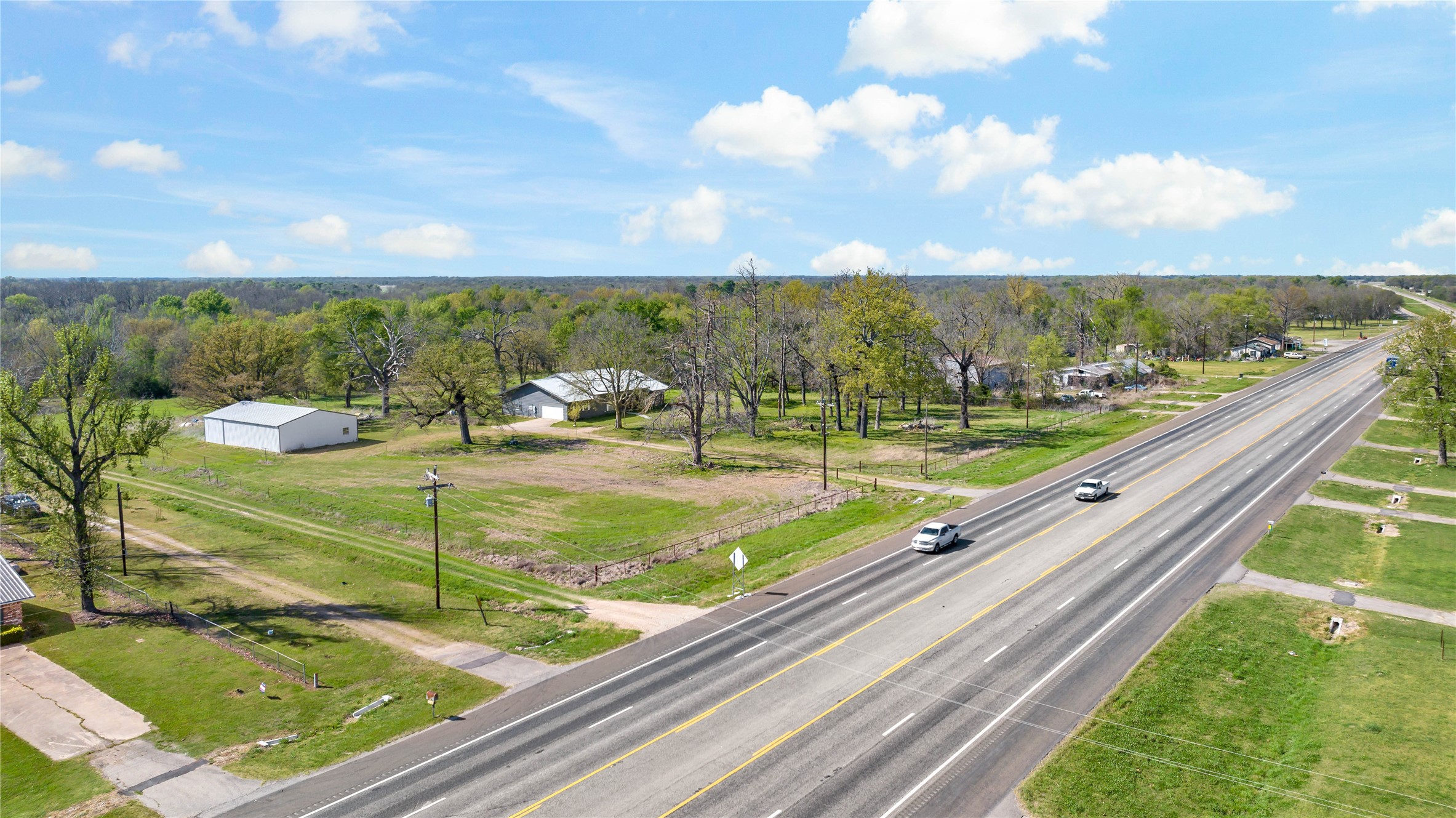 11090 Texas Highway 24 S Paris TX 75462