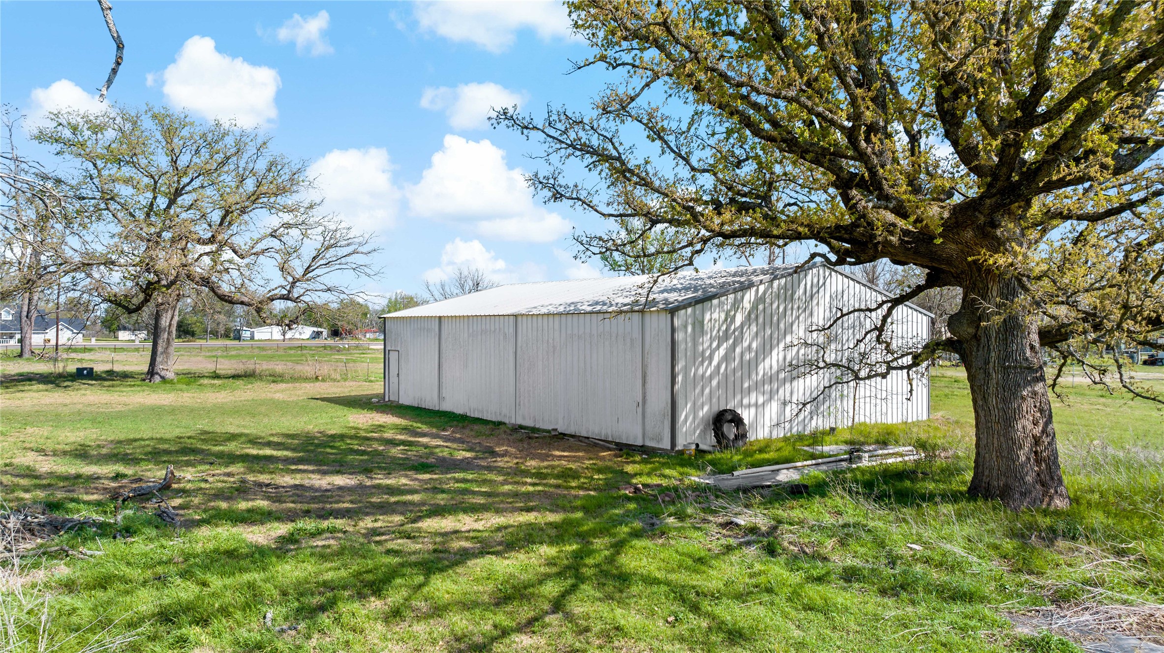 11090 Texas Highway 24 S Paris TX 75462