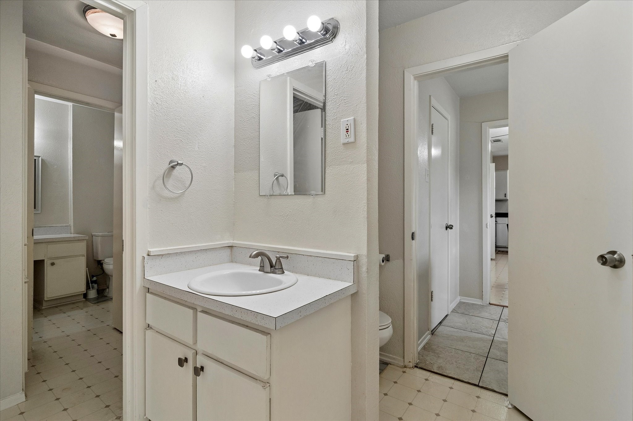 4201 Sweetbriar Drive Garland TX 75042