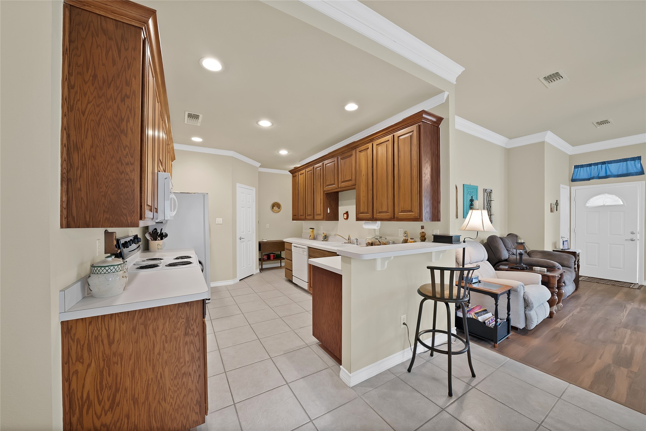 501 S Old Betsy Road Keene TX 76059