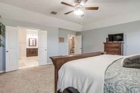 1023 Saint Andrews Drive Burleson TX 76028