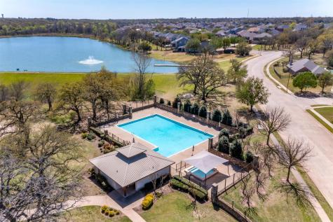 1023 Saint Andrews Drive Burleson TX 76028