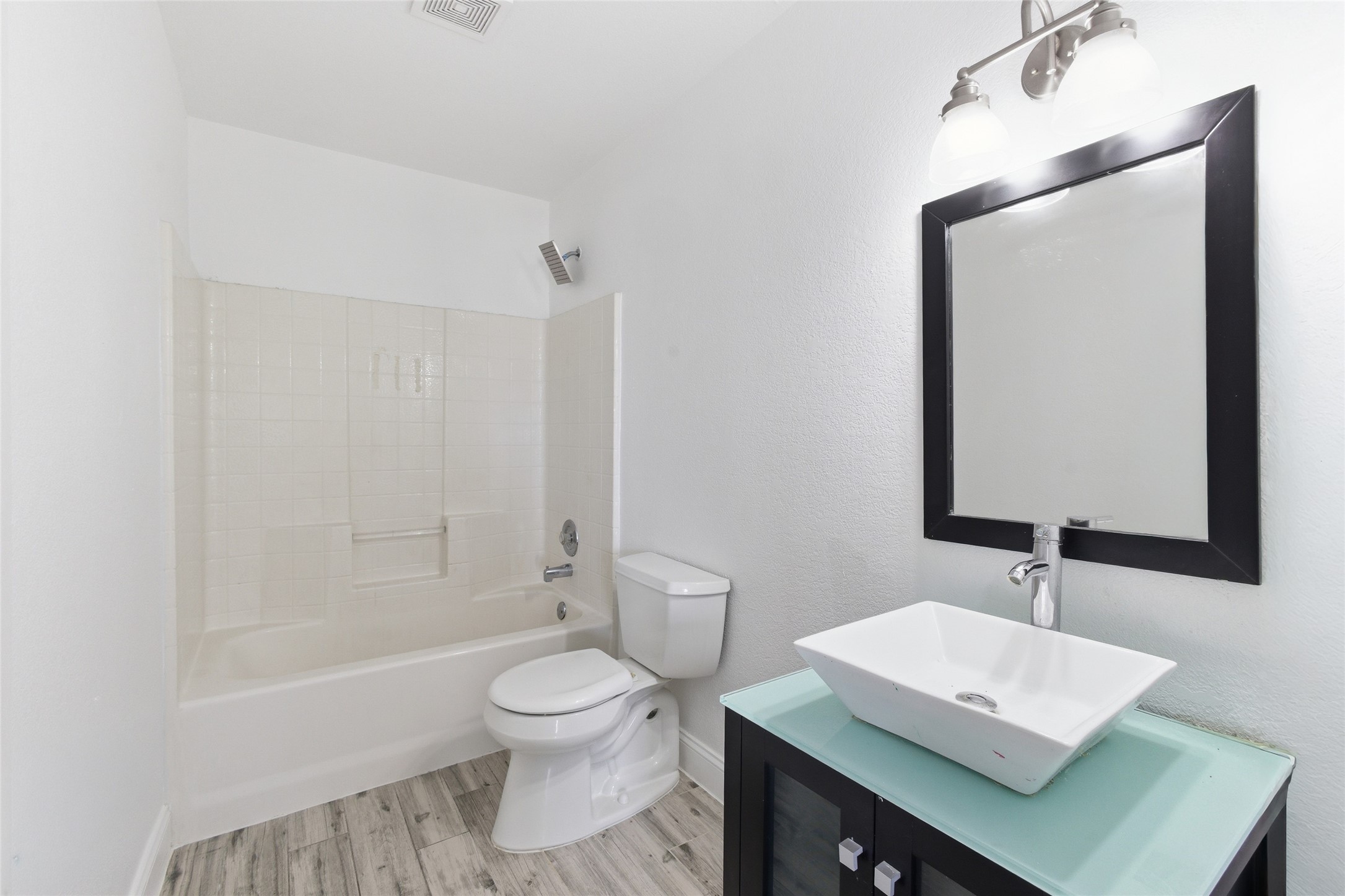 1422 Mill Branch Drive Garland TX 75040