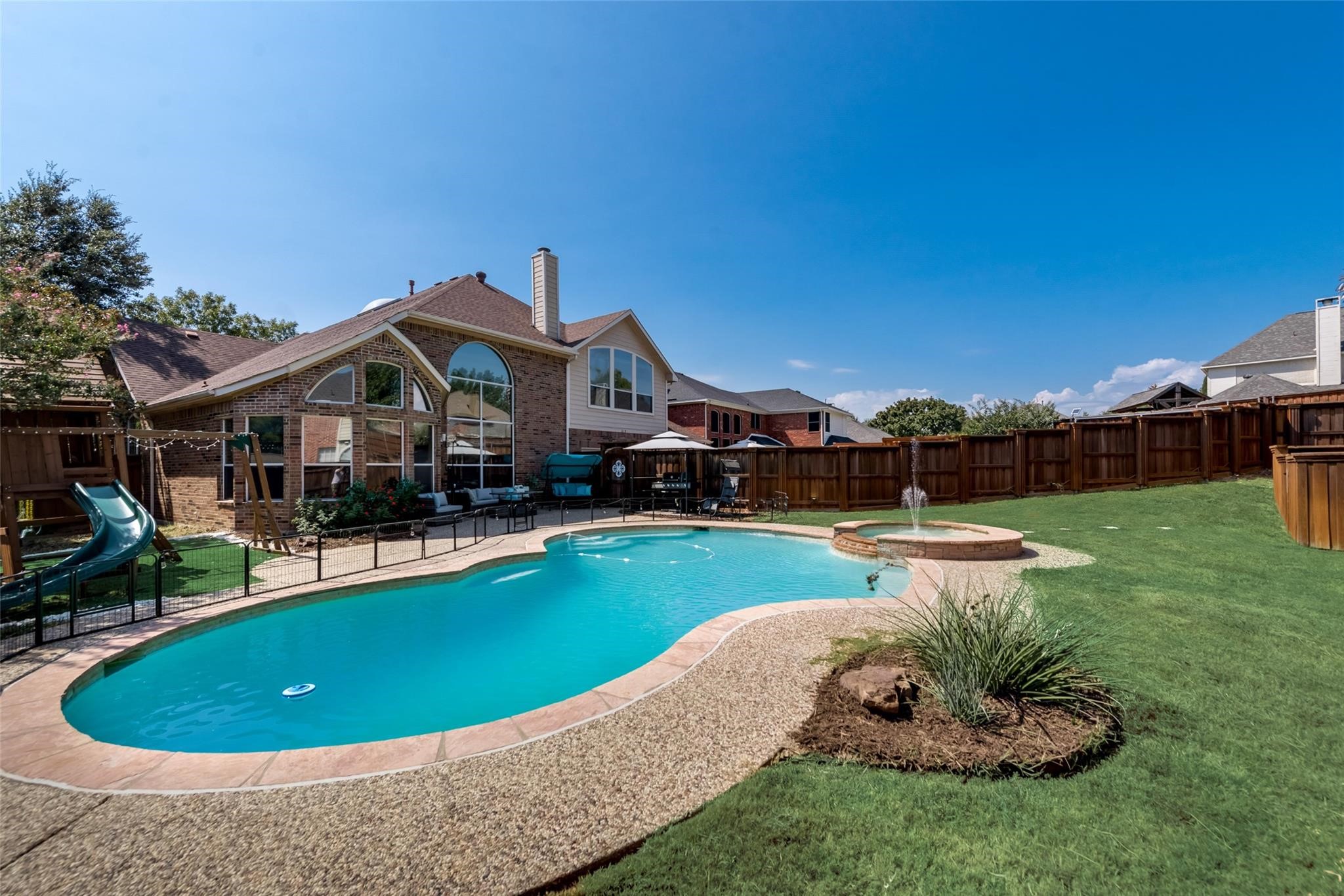 2109 Indian Trail Rowlett TX 75088