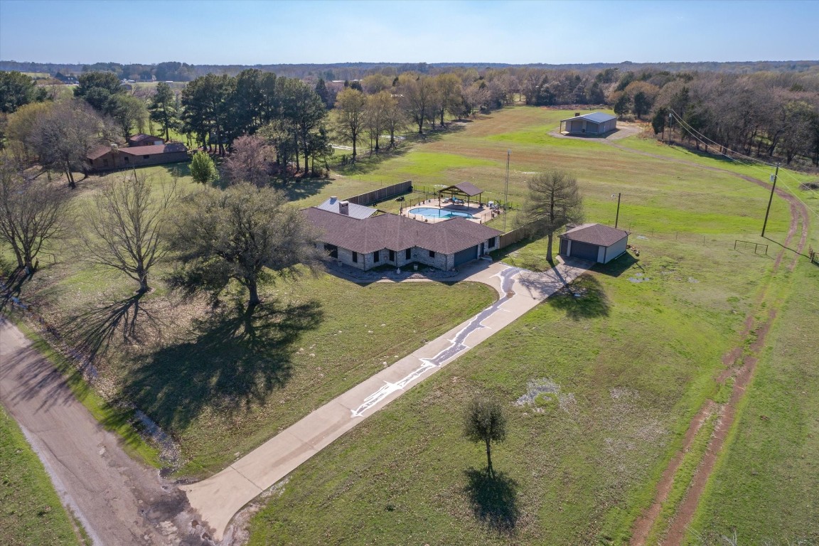 942 Vz County Road 4201 Canton TX 75103