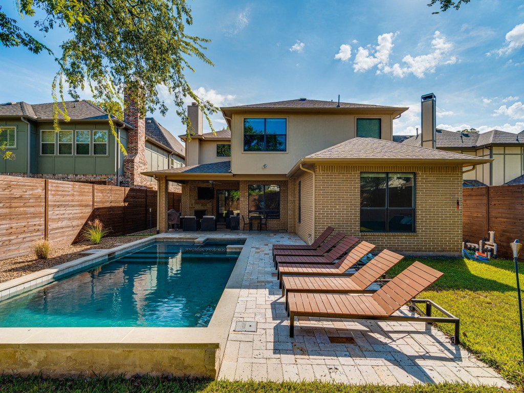 6323 Goliad Avenue Dallas TX 75214