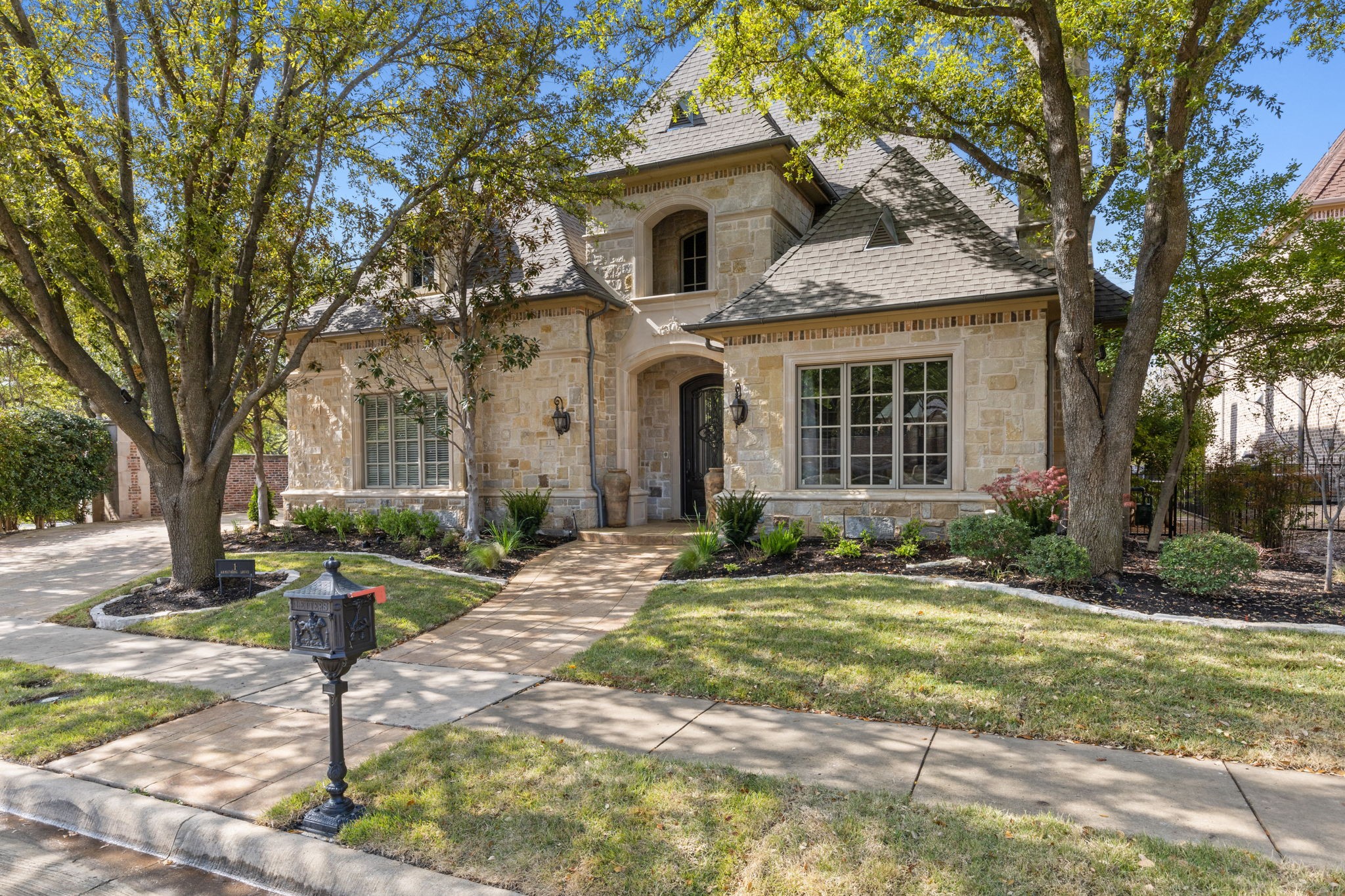 1 Armstrong Drive Frisco TX 75034