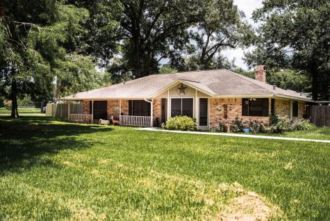 842 County Road 2267 Cleveland TX 77327