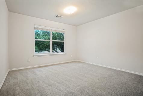 734 Crownpoint Court Arlington TX 76002