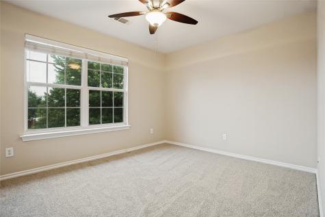 734 Crownpoint Court Arlington TX 76002