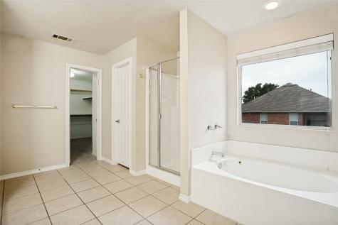 734 Crownpoint Court Arlington TX 76002