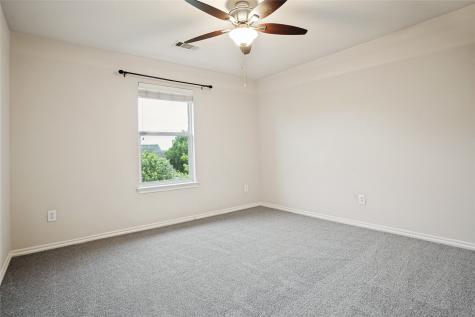734 Crownpoint Court Arlington TX 76002