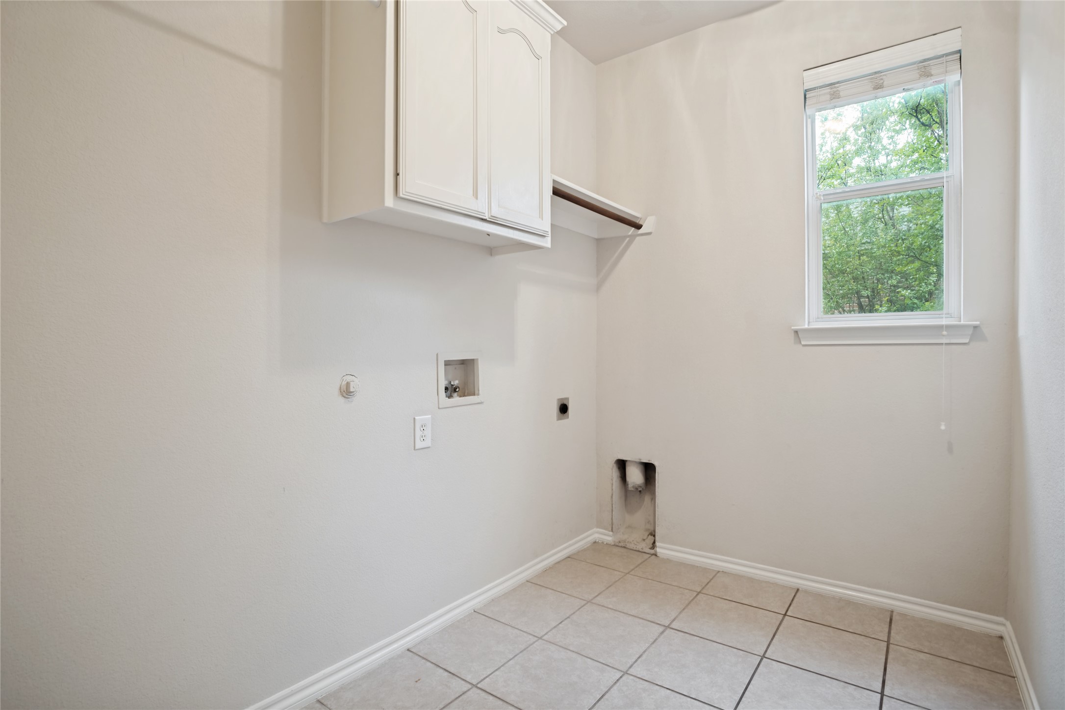 734 Crownpoint Court Arlington TX 76002