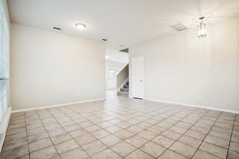 734 Crownpoint Court Arlington TX 76002