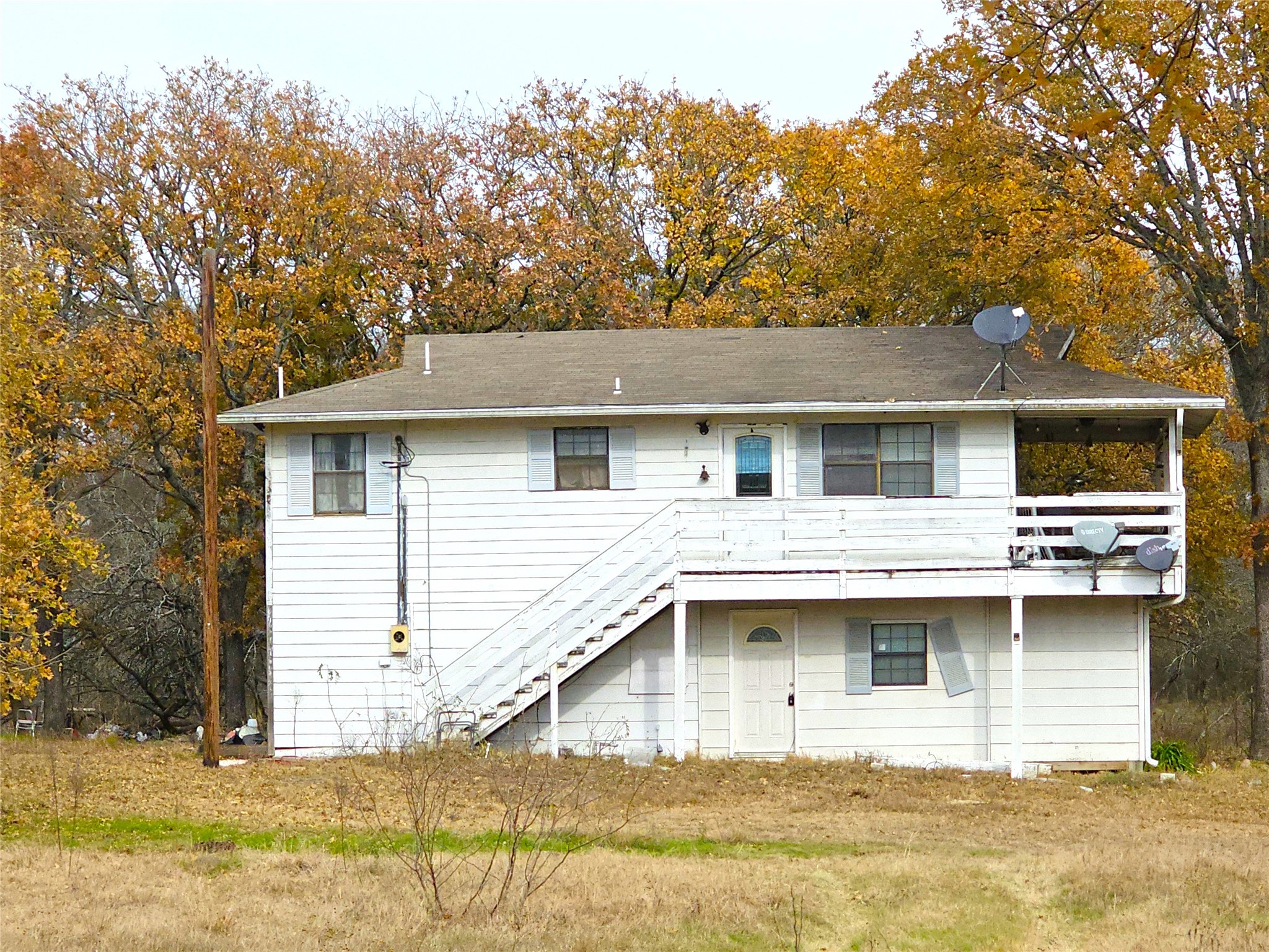 2240 County Road 2162 Barry TX 75102