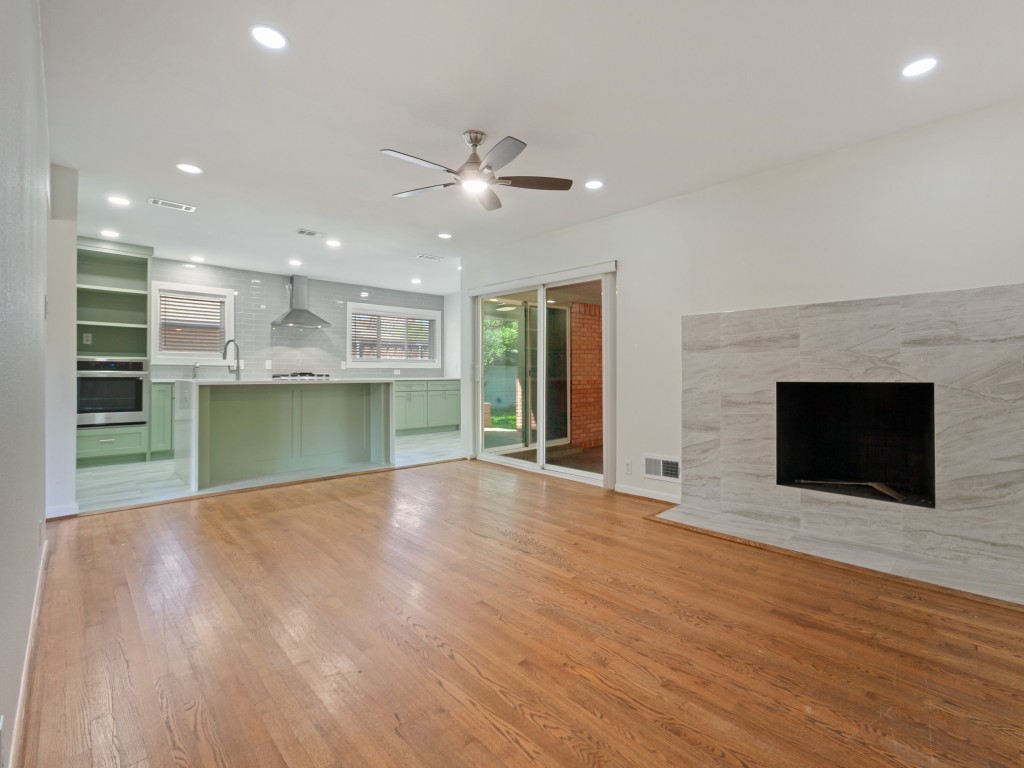 6327 Town Hill Lane Dallas TX 75214