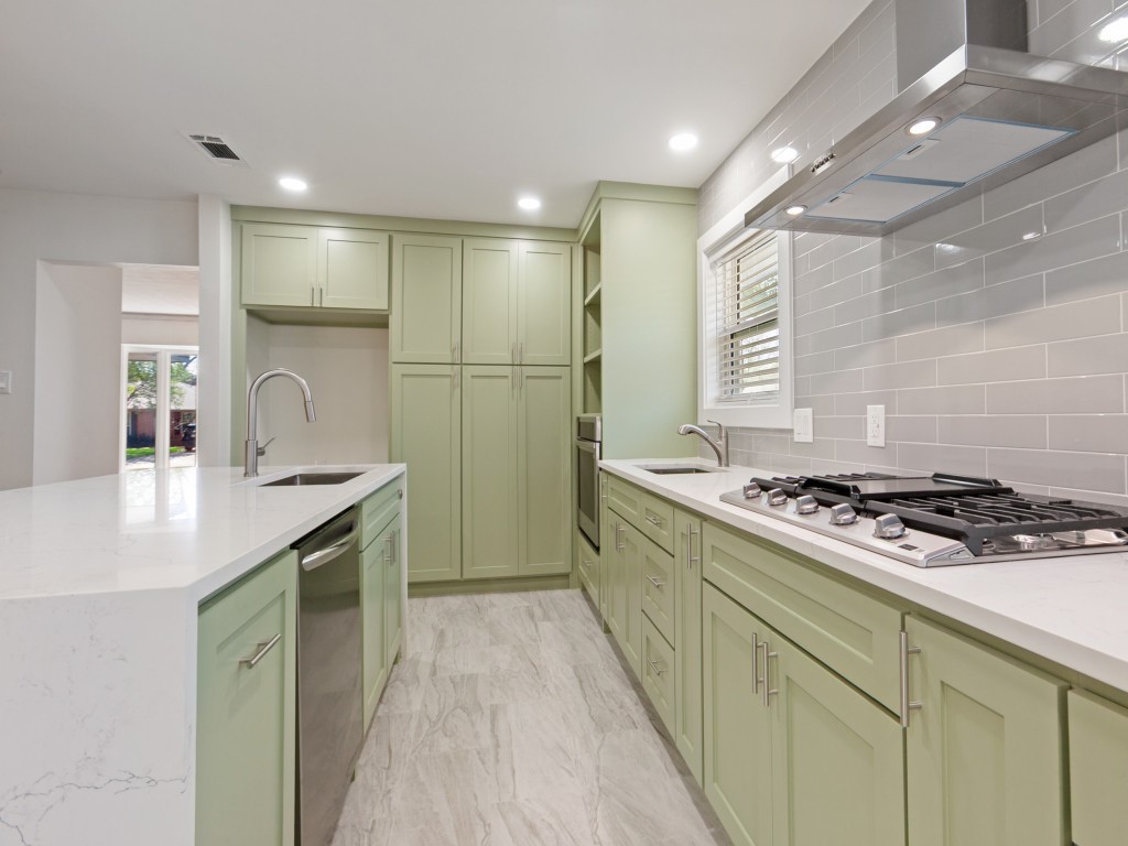 6327 Town Hill Lane Dallas TX 75214