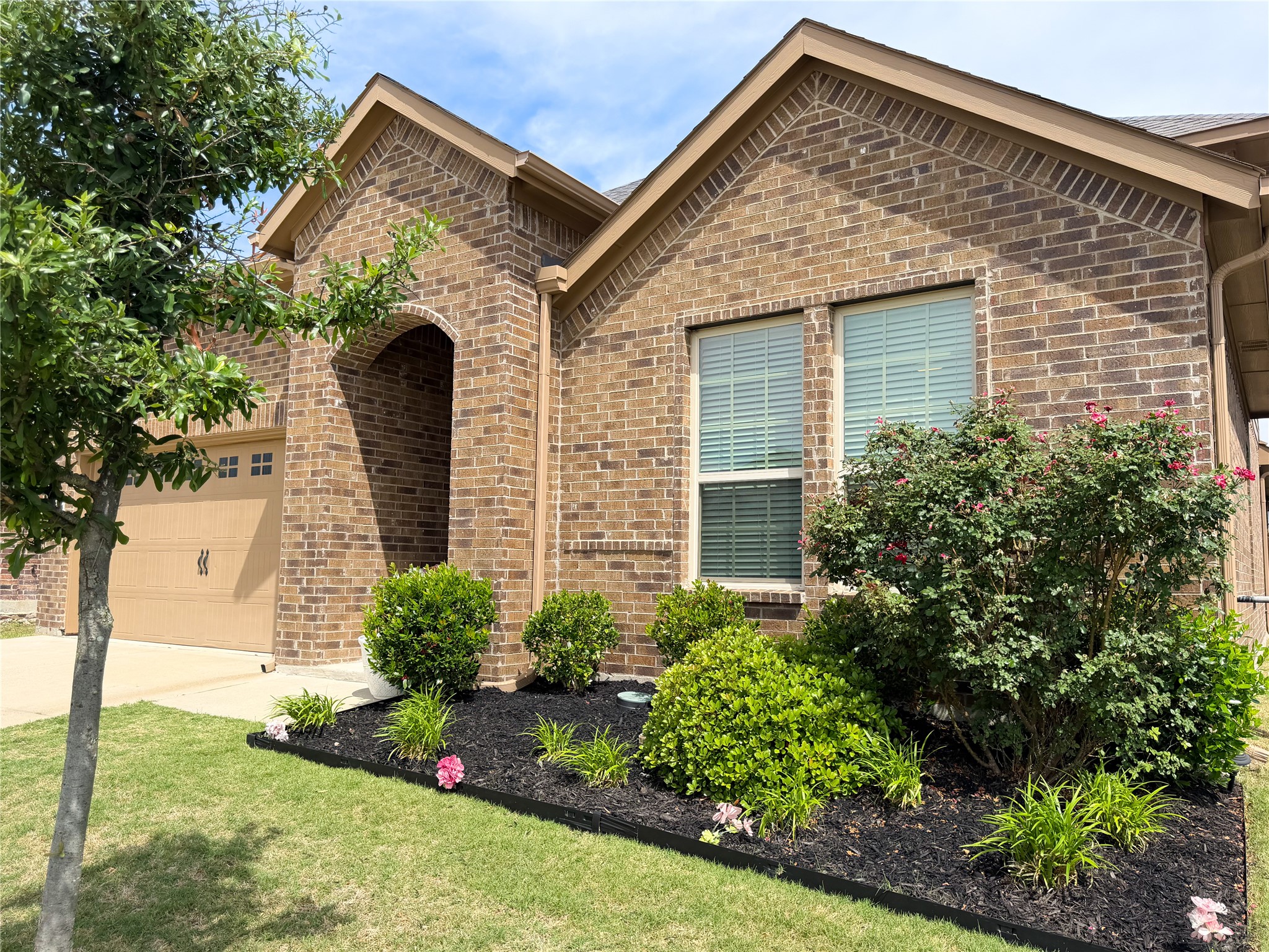 929 Philadelphia Street Fate TX 75189
