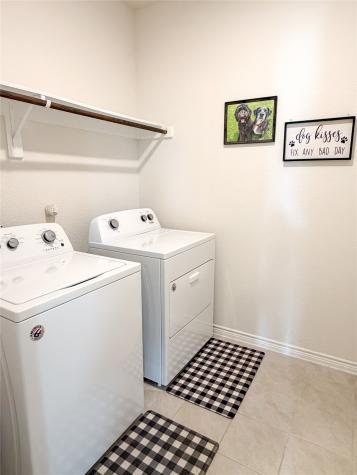 929 Philadelphia Street Fate TX 75189