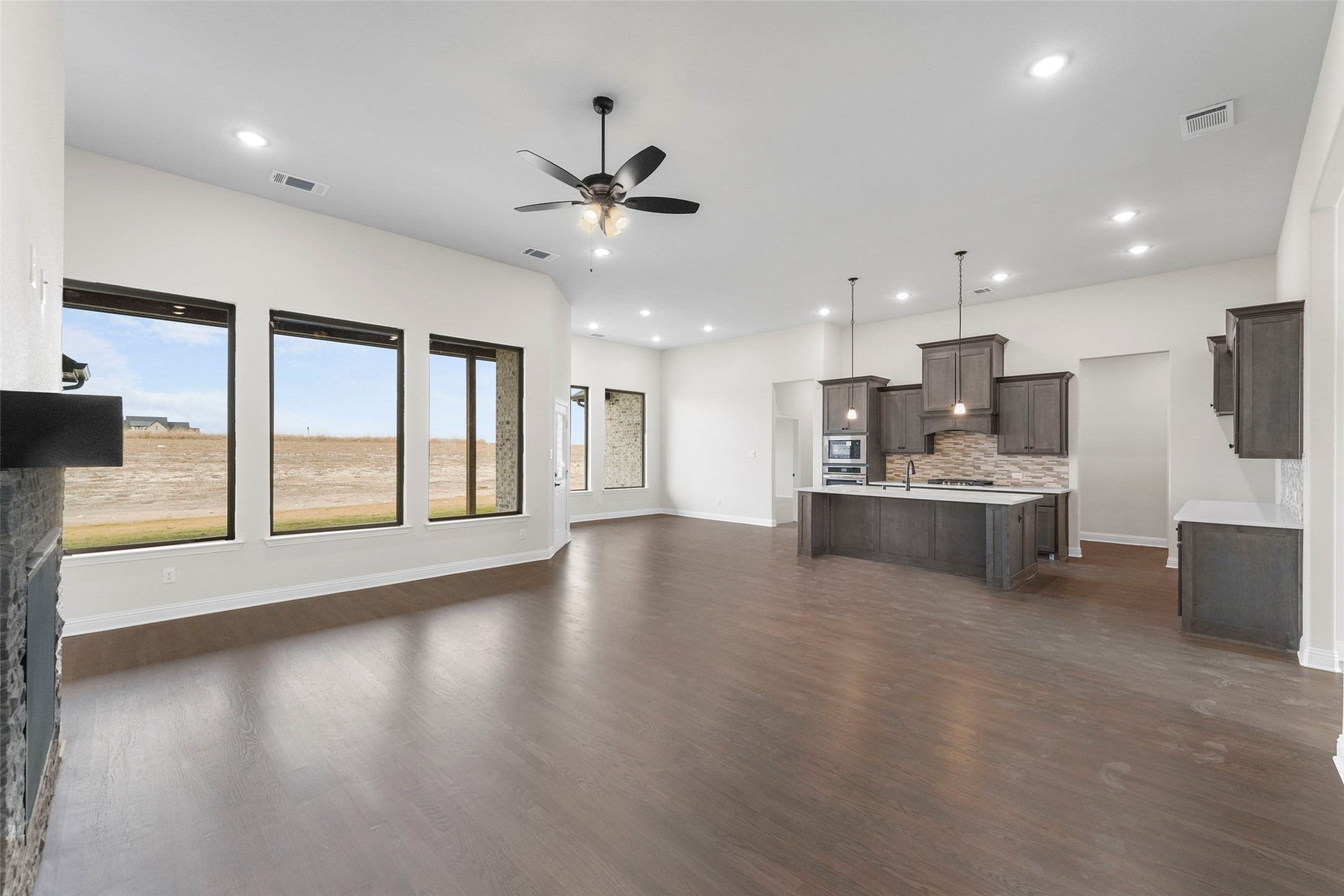 136 Lila Lake Drive Waxahachie TX 75165