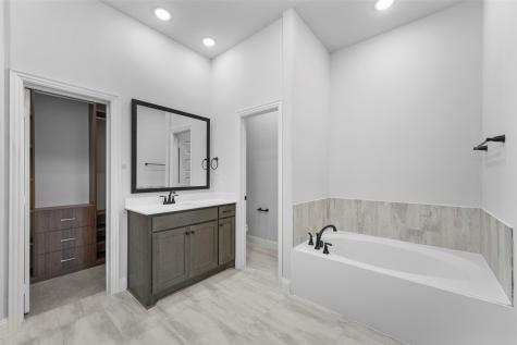 136 Lila Lake Drive Waxahachie TX 75165