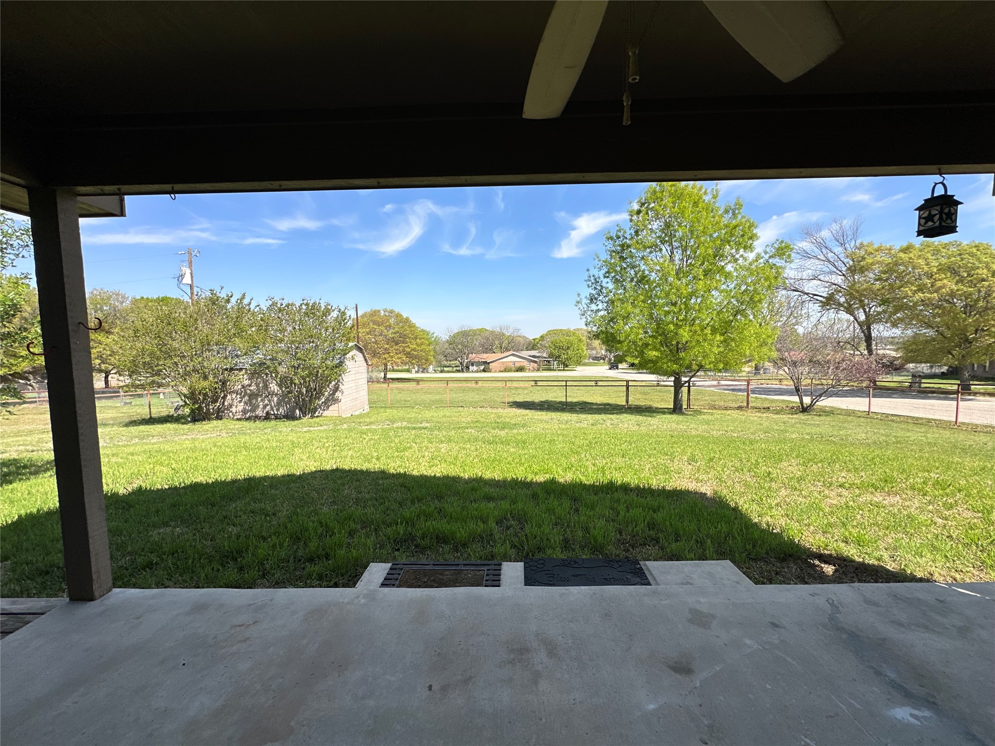 913 E Cedar Avenue Comanche TX 76442