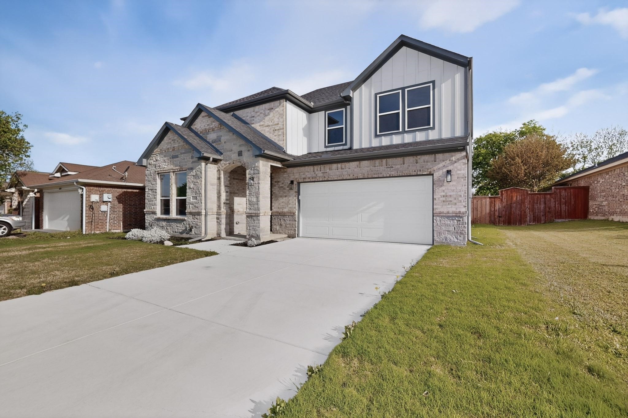 6810 Windward View Drive Rowlett TX 75088