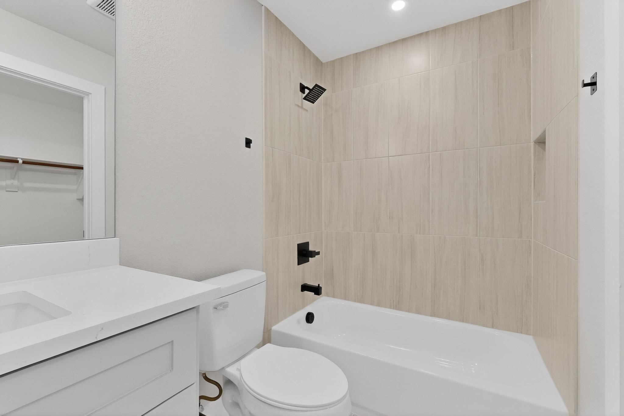 6810 Windward View Drive Rowlett TX 75088