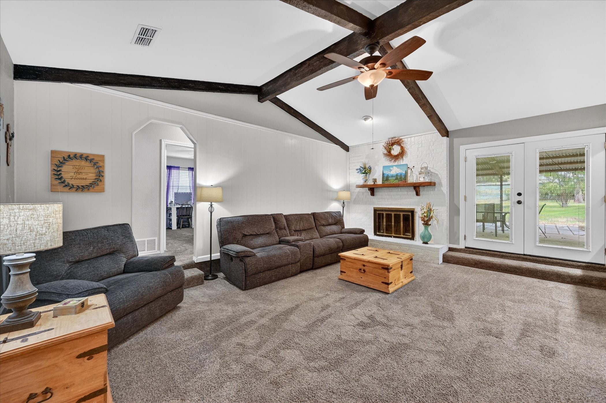 745 Carol Lane Burleson TX 76028