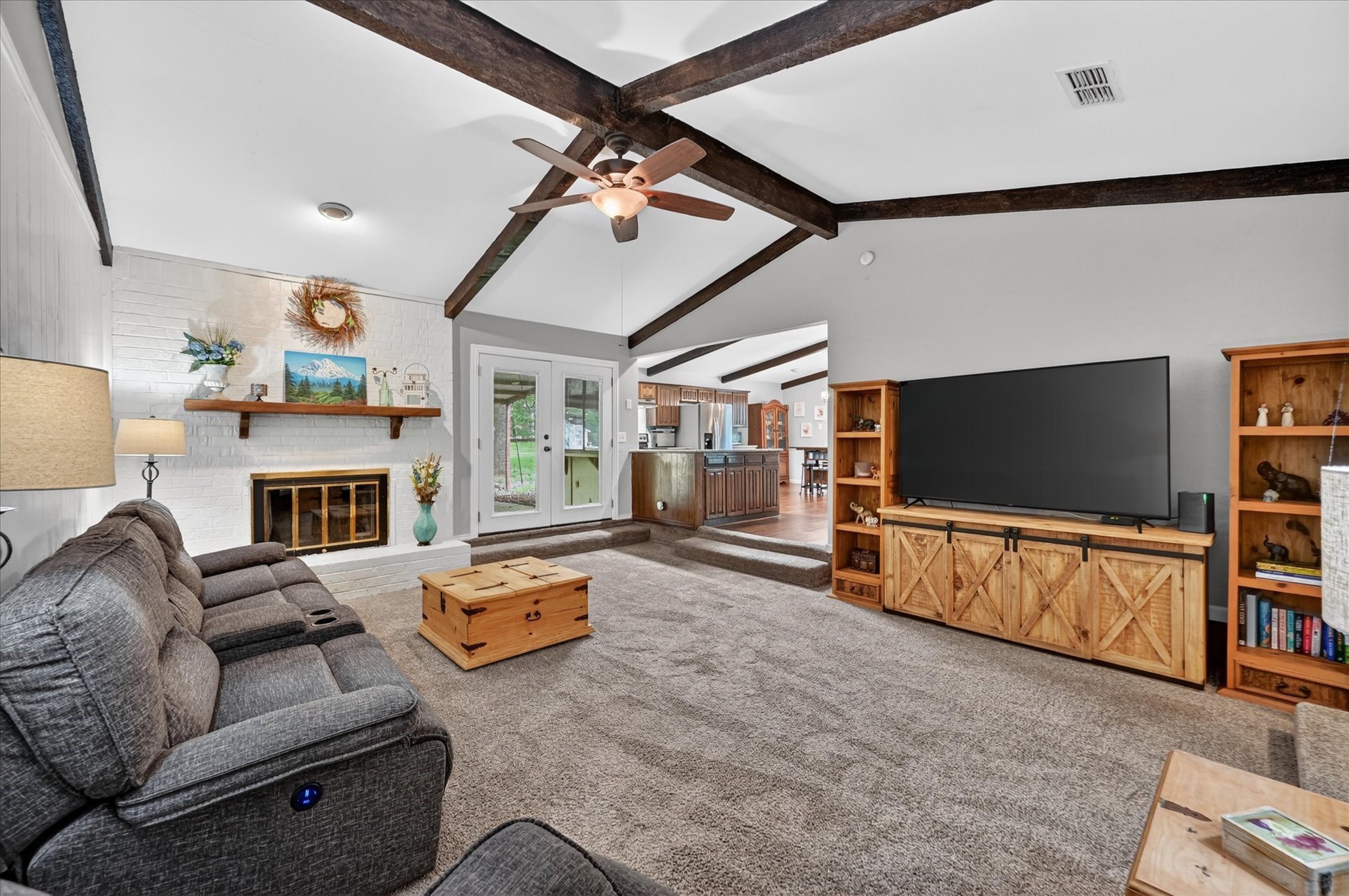 745 Carol Lane Burleson TX 76028