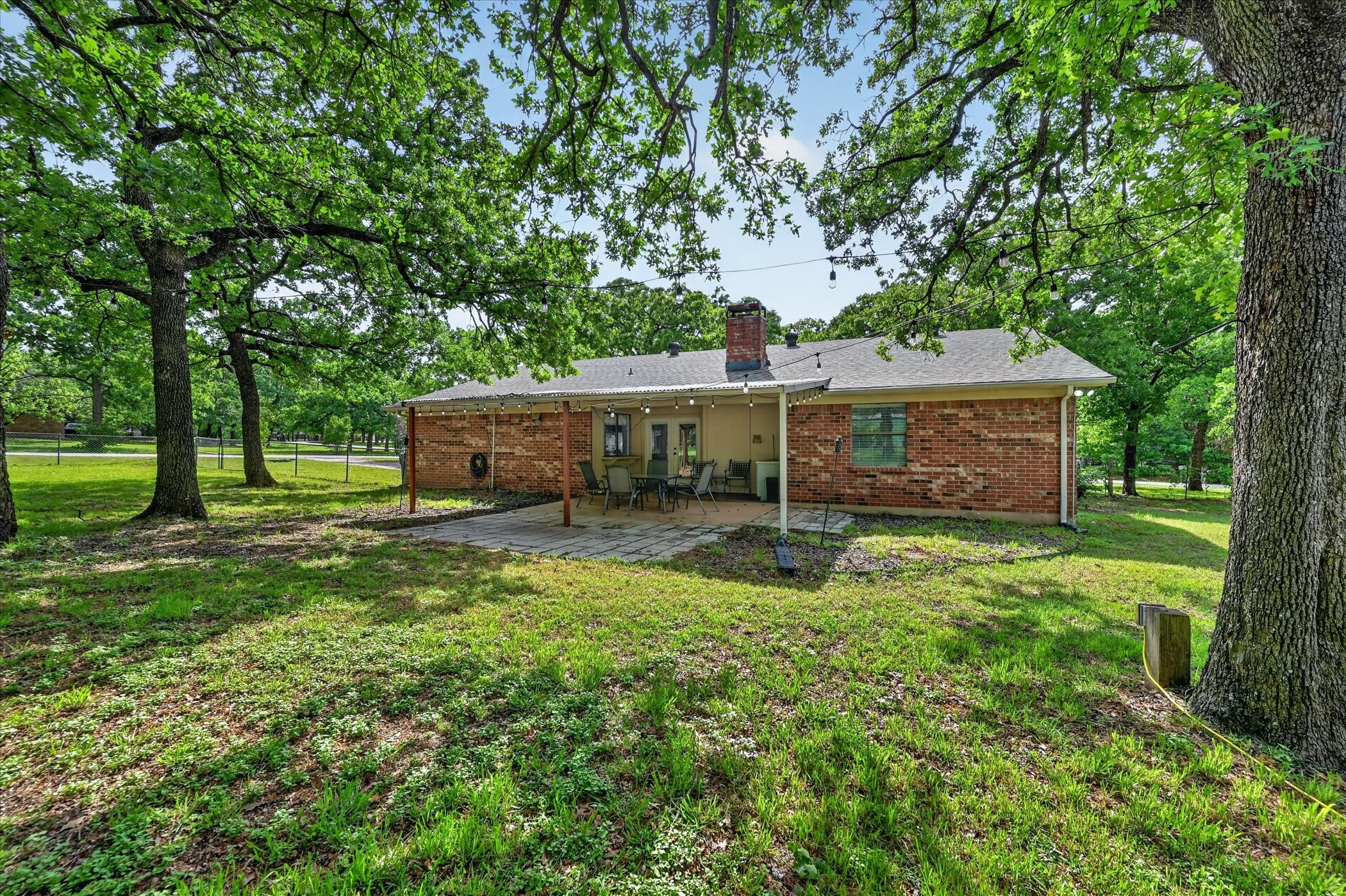 745 Carol Lane Burleson TX 76028