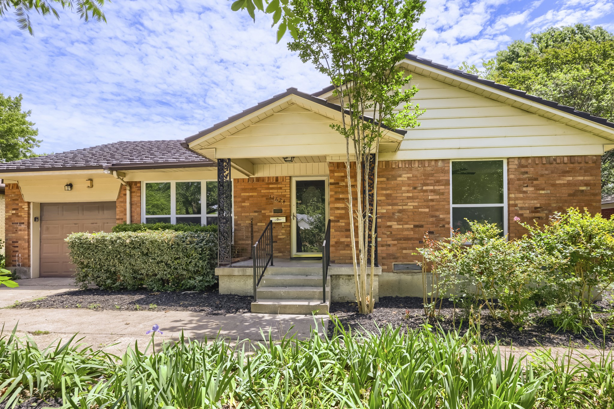 11624 Tuscany Way Dallas TX 75218