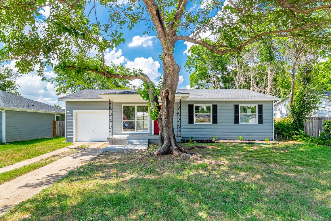 2215 Muret Street Irving TX 75062