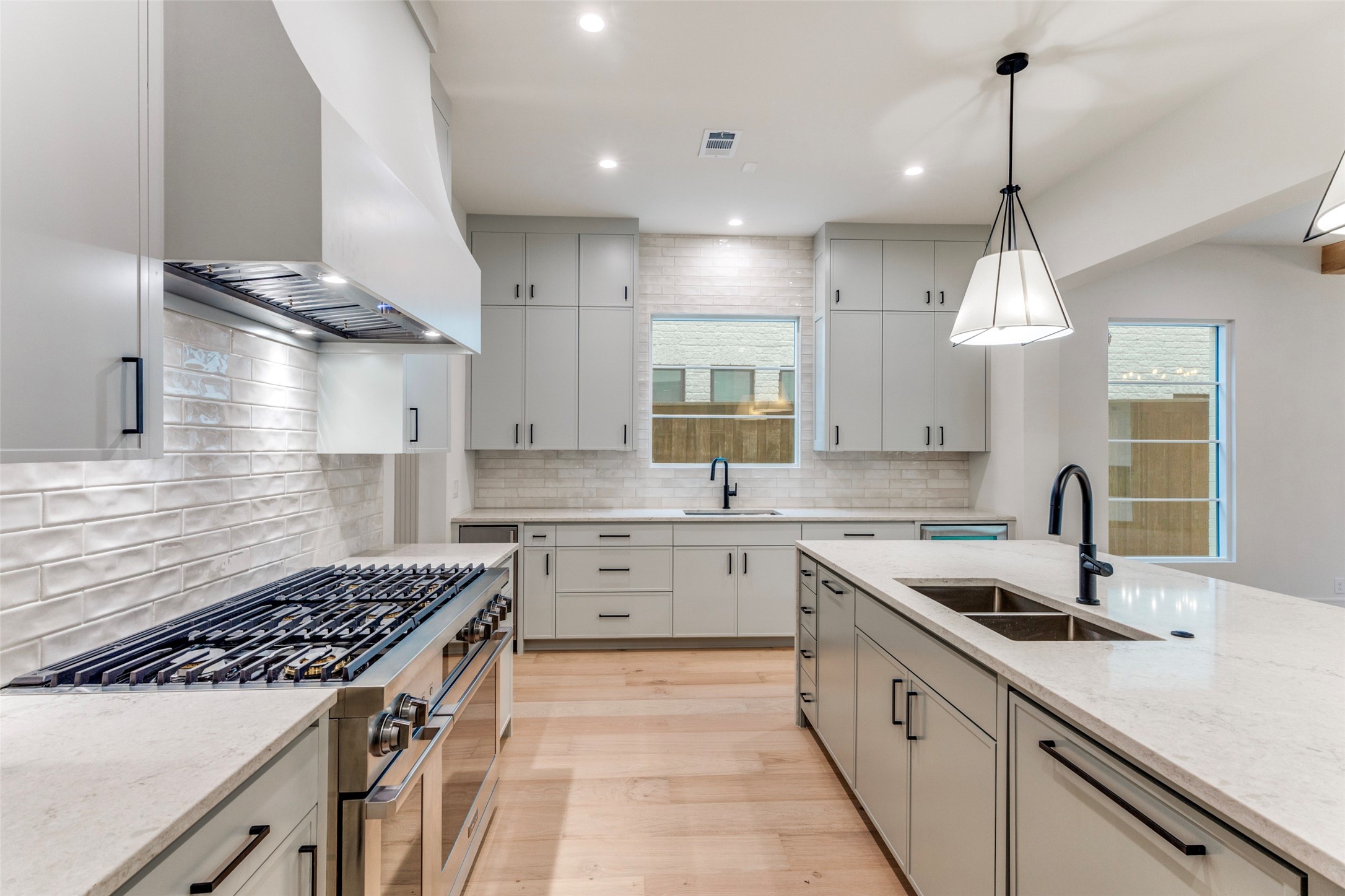 5501 Pershing Avenue Fort Worth TX 76107