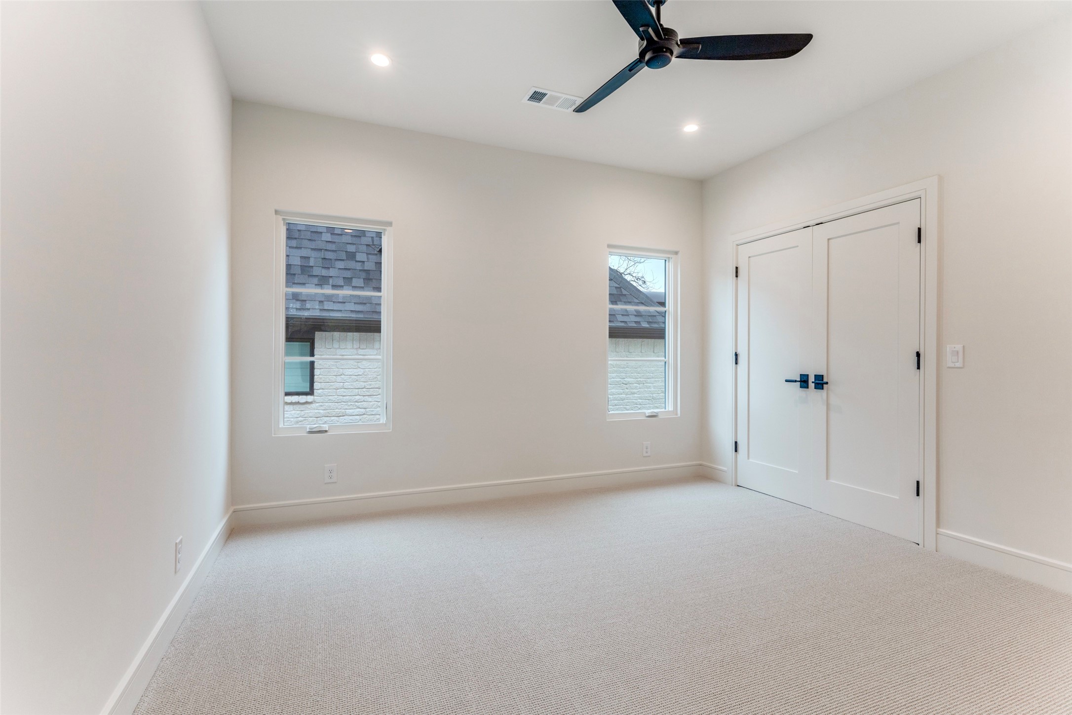 5501 Pershing Avenue Fort Worth TX 76107