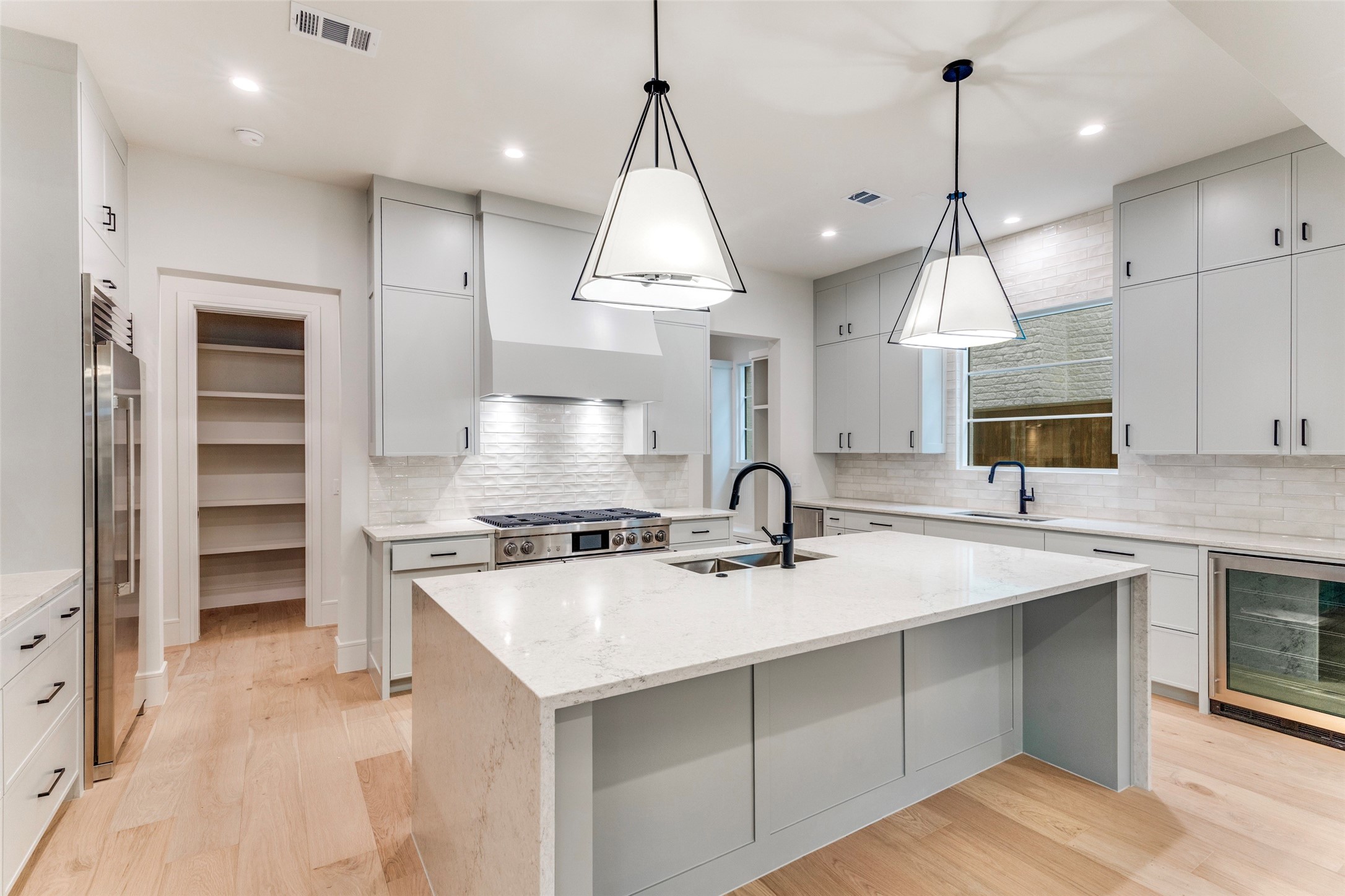 5501 Pershing Avenue Fort Worth TX 76107