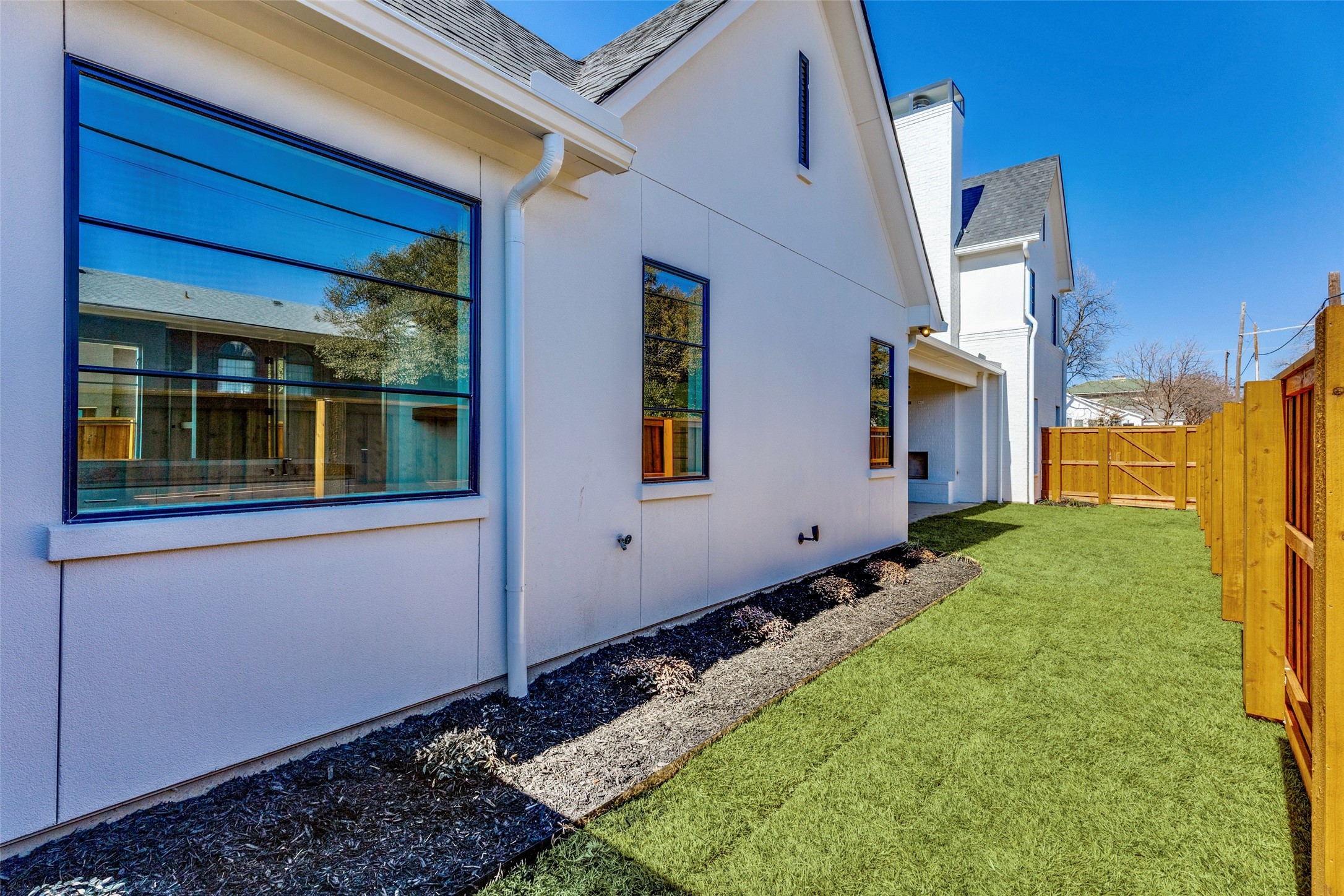 5501 Pershing Avenue Fort Worth TX 76107