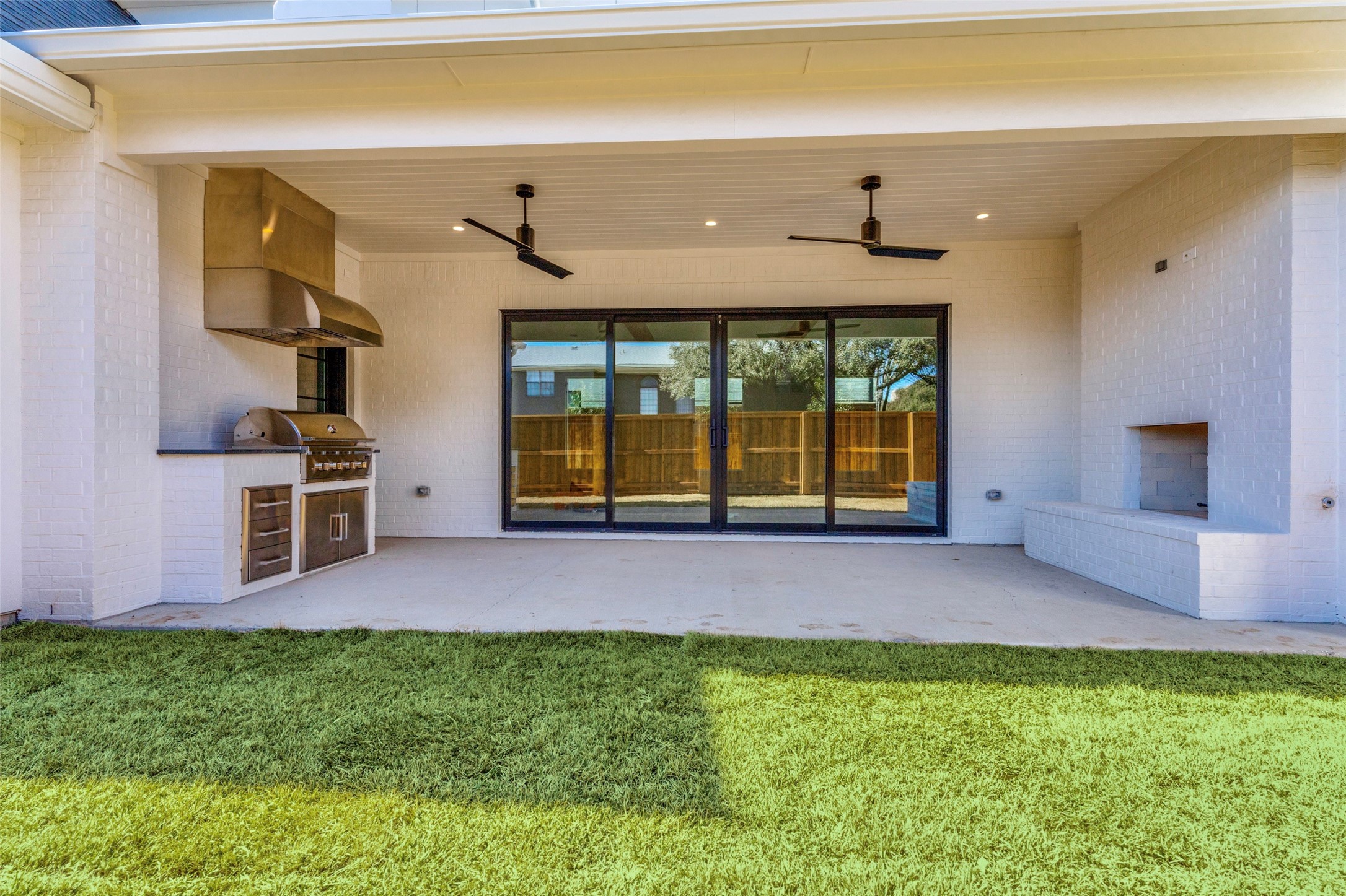 5501 Pershing Avenue Fort Worth TX 76107