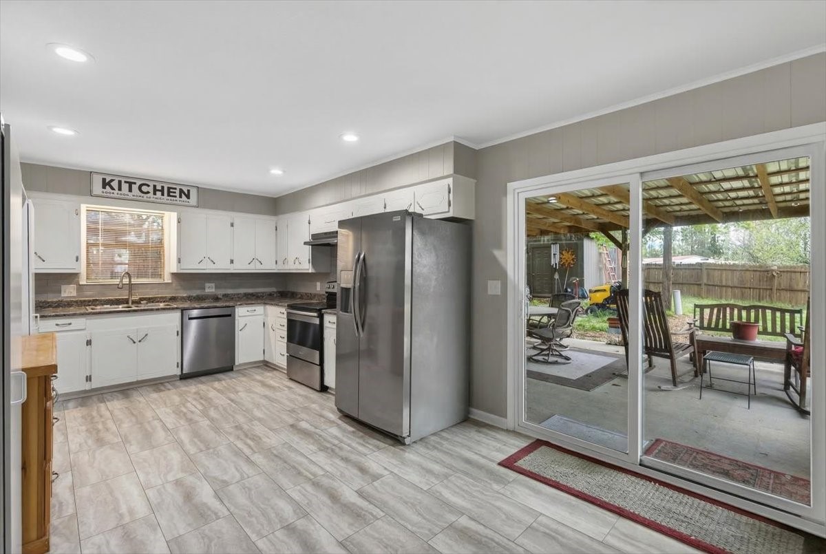 123 Carroll Drive Athens TX 75752