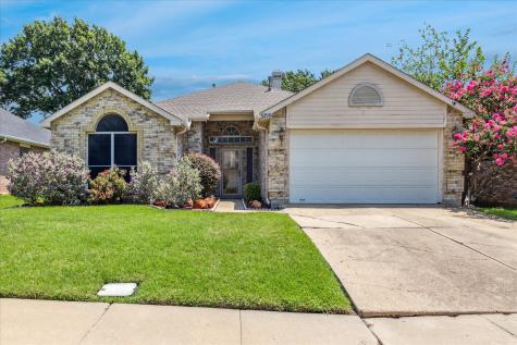 5219 Tennis Villa Drive Arlington TX 76017