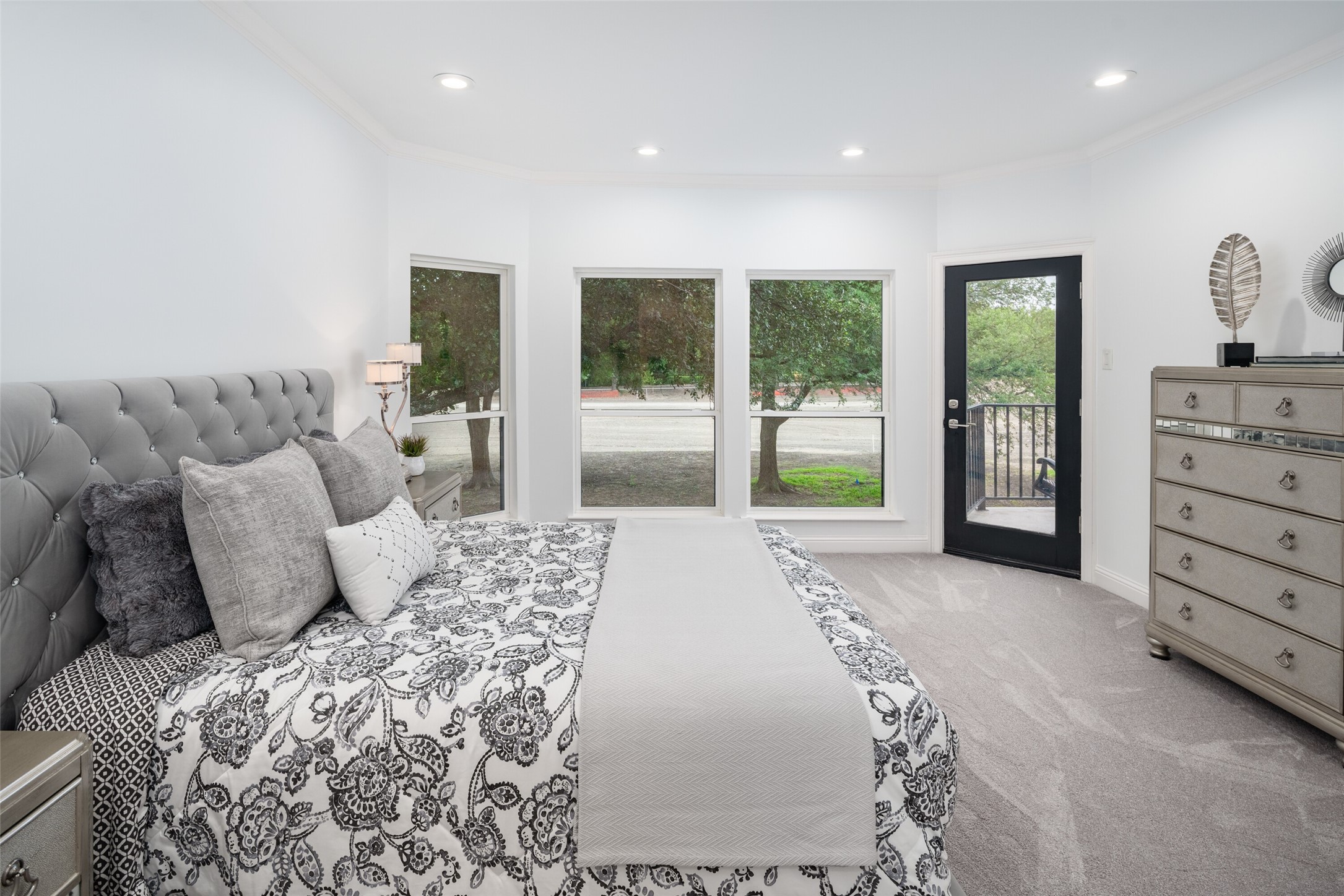 5919 Club Hill Place Dallas TX 75248
