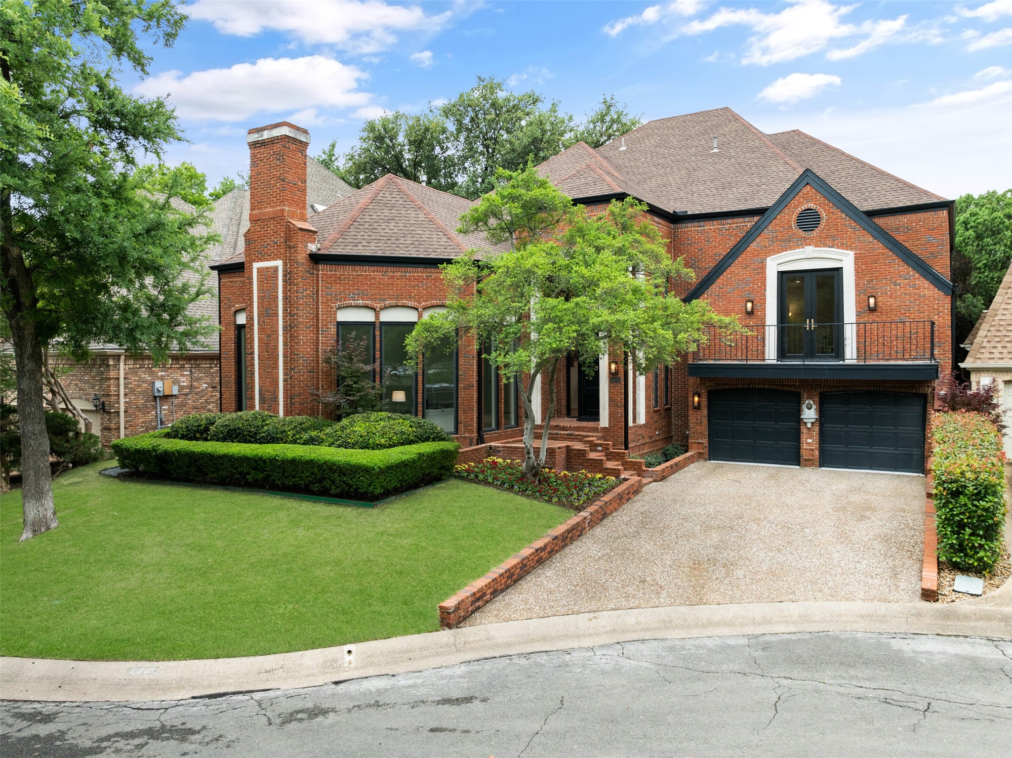 5919 Club Hill Place Dallas TX 75248
