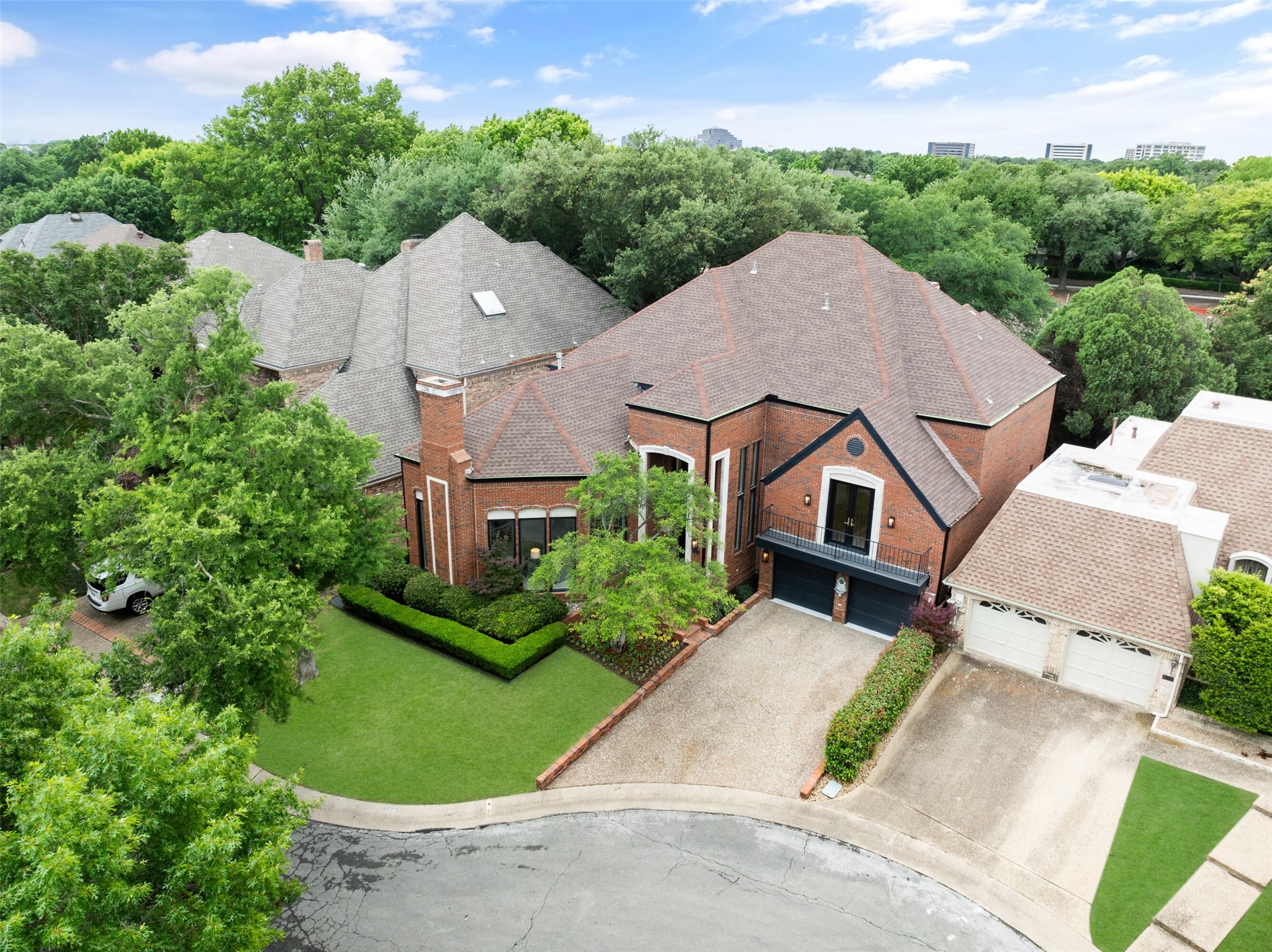 5919 Club Hill Place Dallas TX 75248