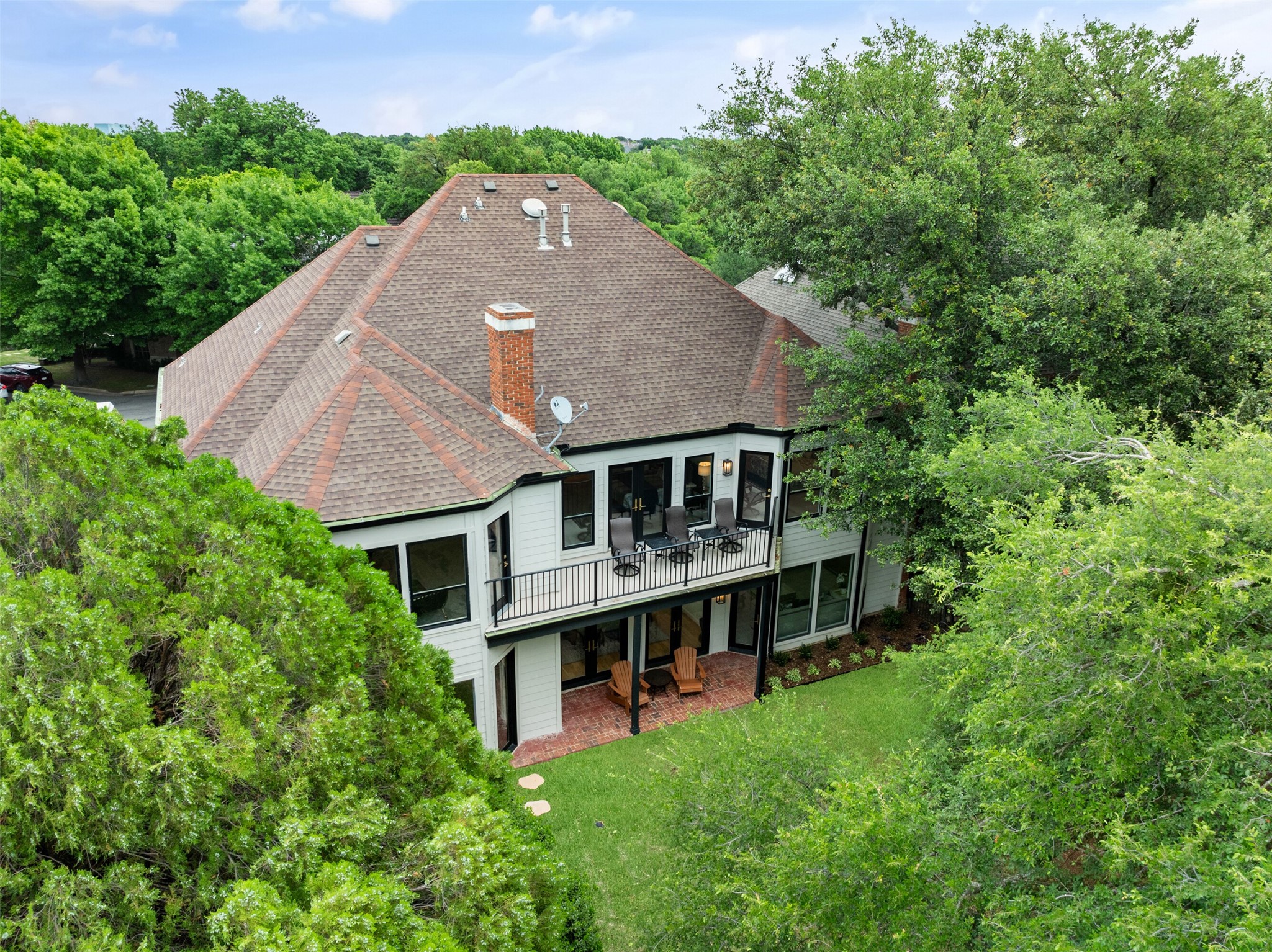 5919 Club Hill Place Dallas TX 75248