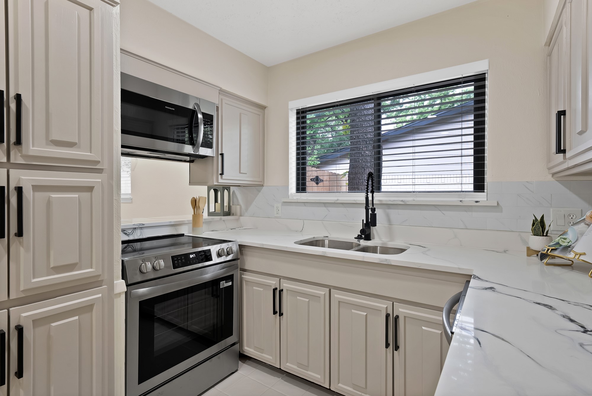 2912 Duff Drive Arlington TX 76013