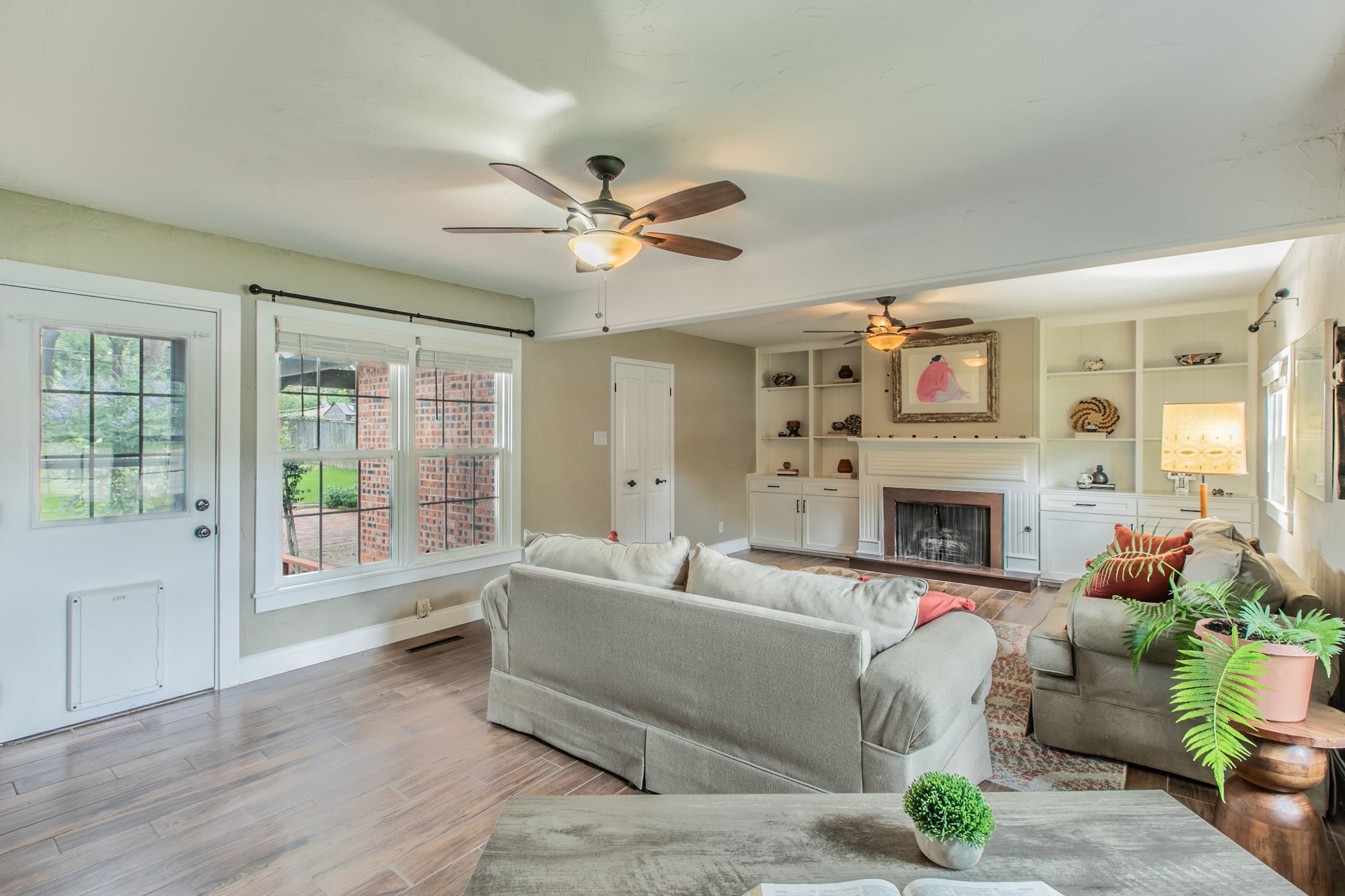 1312 W Lavender Lane Arlington TX 76013
